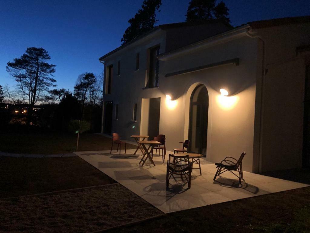 L Esprit Du Clain Chambres D Hotes Bandb De Standing Proches Du Futuroscope Golf Et Lac De St Cyr Naintre Exteriör bild