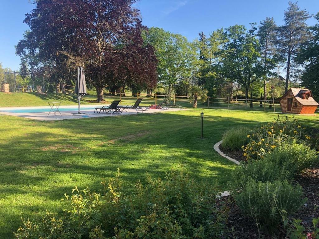 L Esprit Du Clain Chambres D Hotes Bandb De Standing Proches Du Futuroscope Golf Et Lac De St Cyr Naintre Exteriör bild