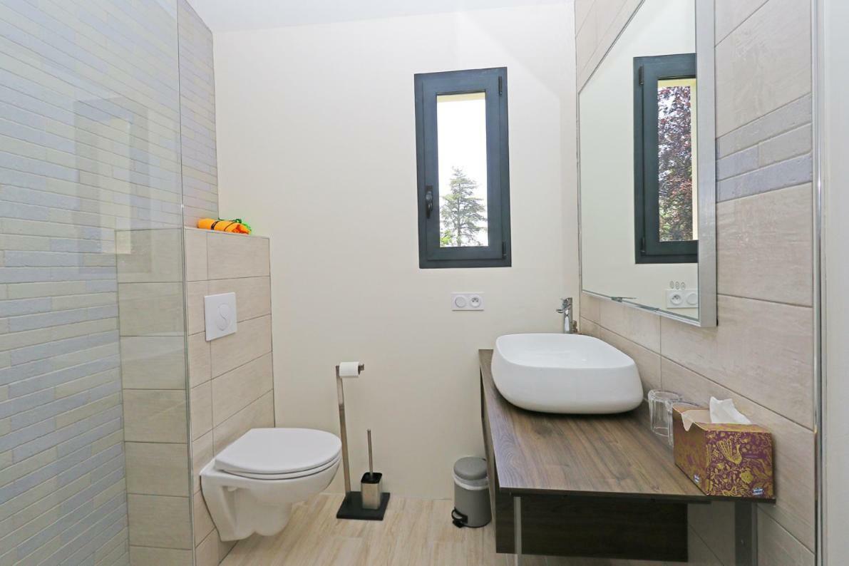 L Esprit Du Clain Chambres D Hotes Bandb De Standing Proches Du Futuroscope Golf Et Lac De St Cyr Naintre Exteriör bild